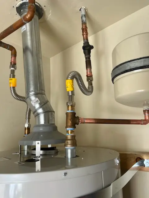 Water heater installation and plumbing repair in South Middleton